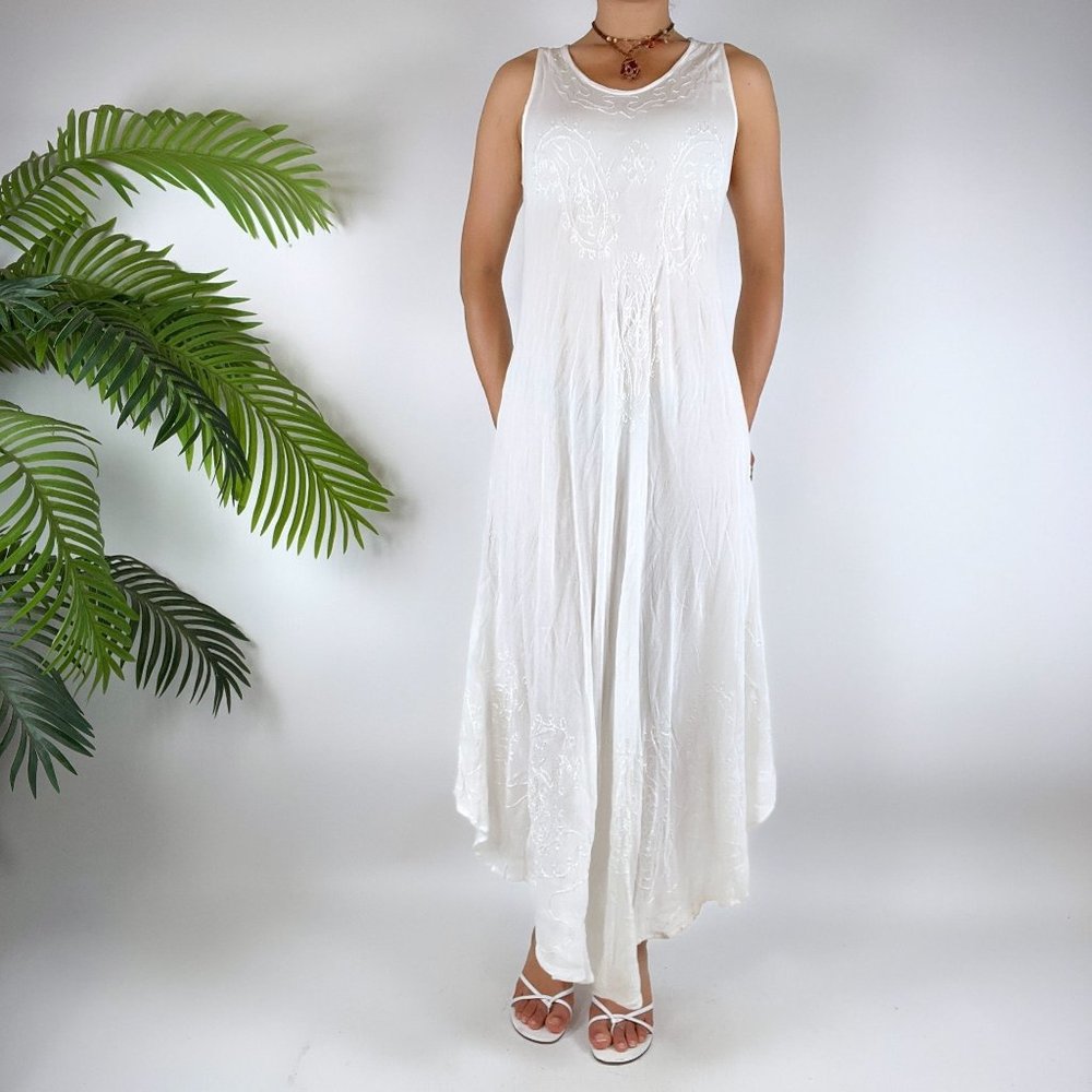 Vintage Y2K White Floral Boho Flowy Sleeveless Maxi Hippie Dress / Size: One - Picture 2 of 9
